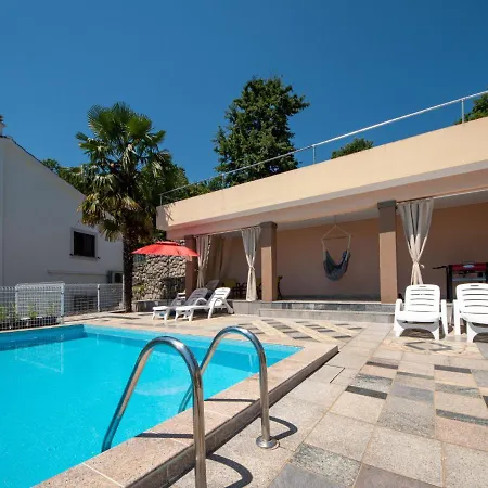 La By Interhome Ferienhaus