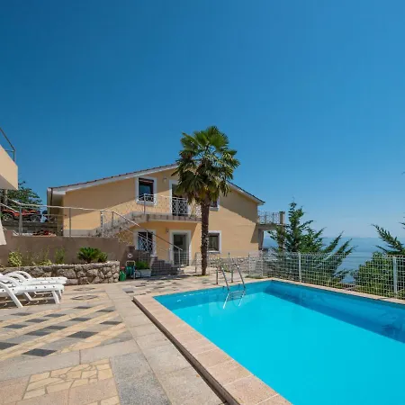 La By Interhome Ferienhaus *