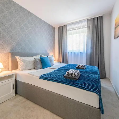 La By Interhome Tatil Evi